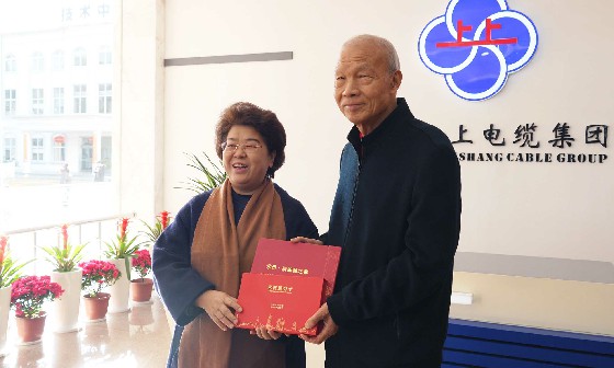 常州市人大常委会主任白云萍一行到访壹定发电缆